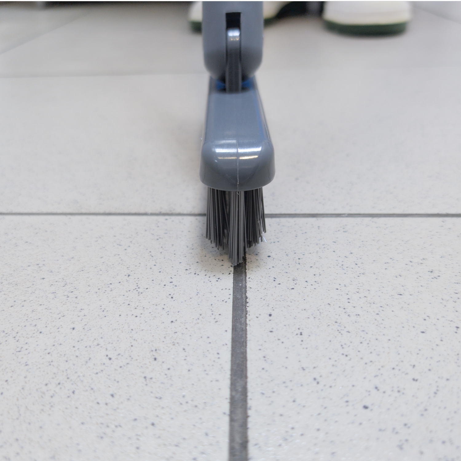 Щетка CONTROL POINT для оттирки швов 200 мм, серая 